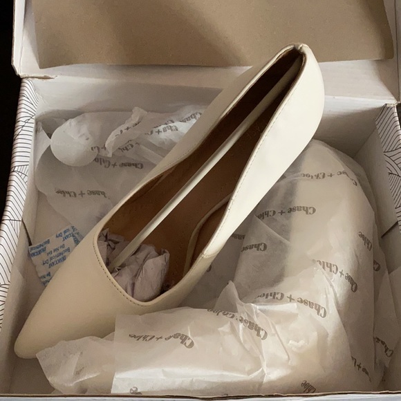 High heels - Picture 3 of 4